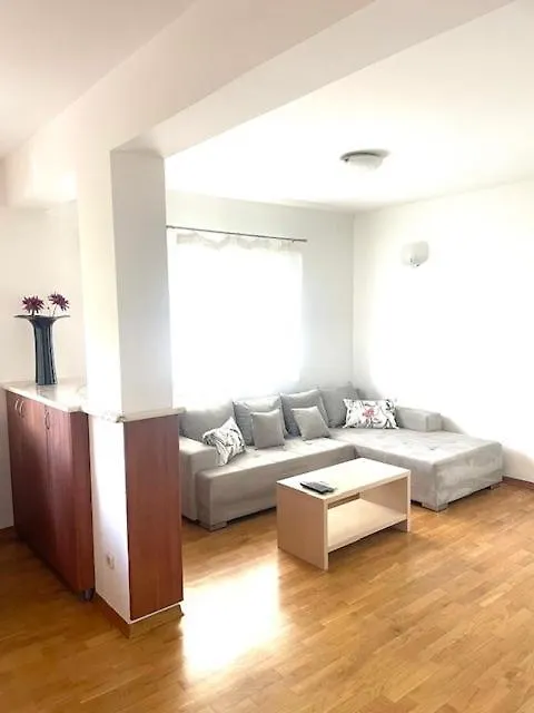 Apartman Split 0*,